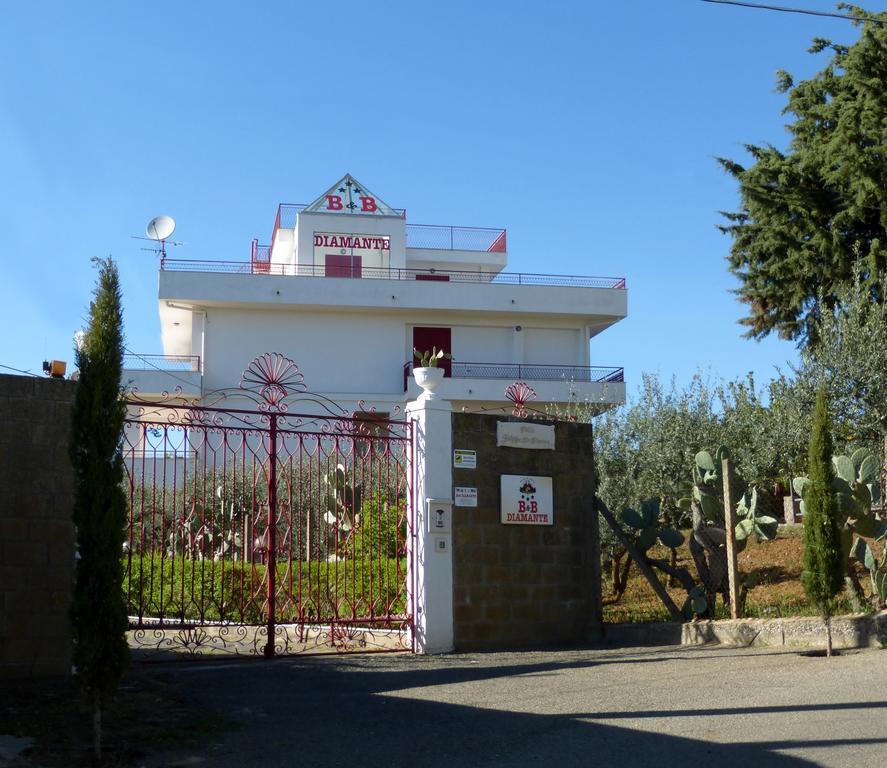 B&B Diamante Nissoria Exterior photo